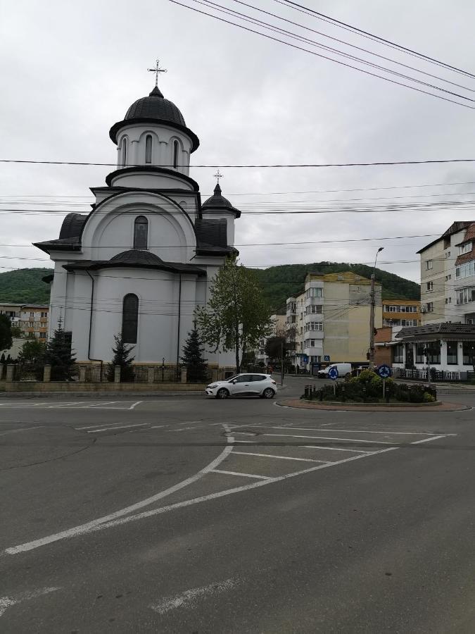 Apartament Asr Piatra Neamţ Zewnętrze zdjęcie